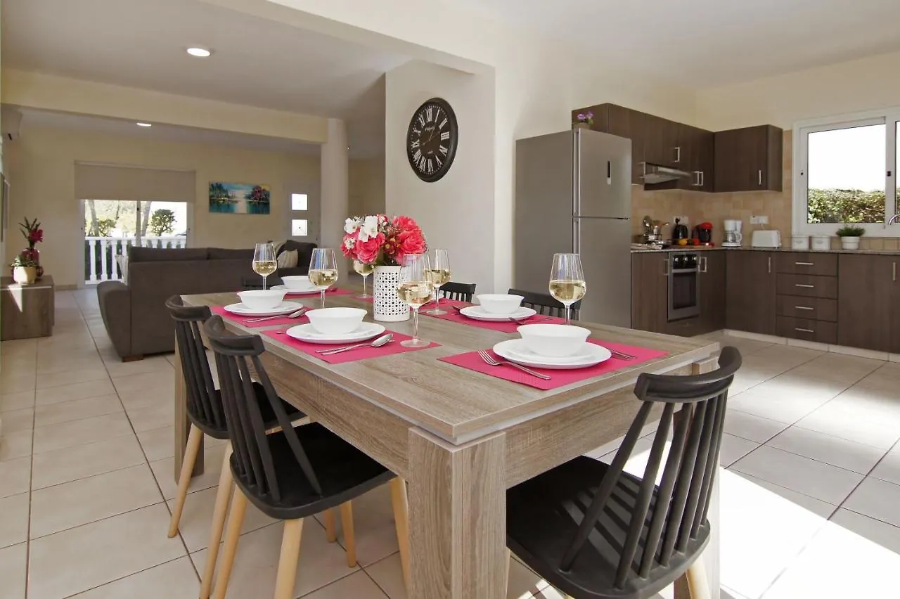 בית נופש איה נאפה Nissi Dreams Villa